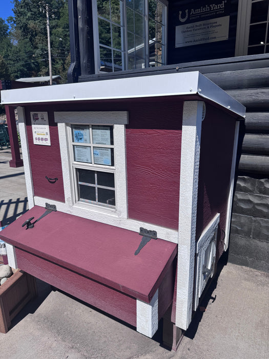 OverEZ Medium Chicken Coop