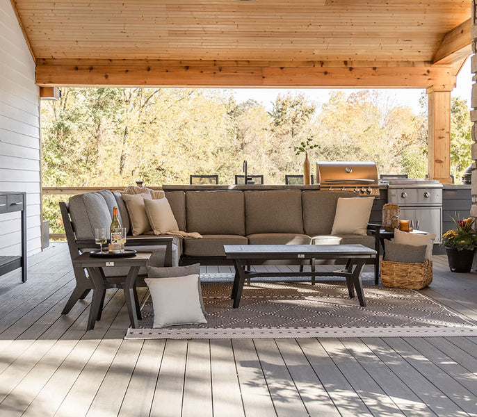 Berlin Gardens Mayhew Sectional
